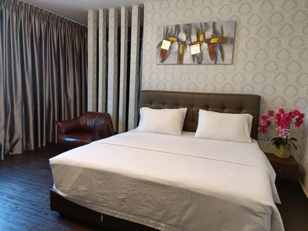 Raintree Boutique Hotel Kajang Esterno foto
